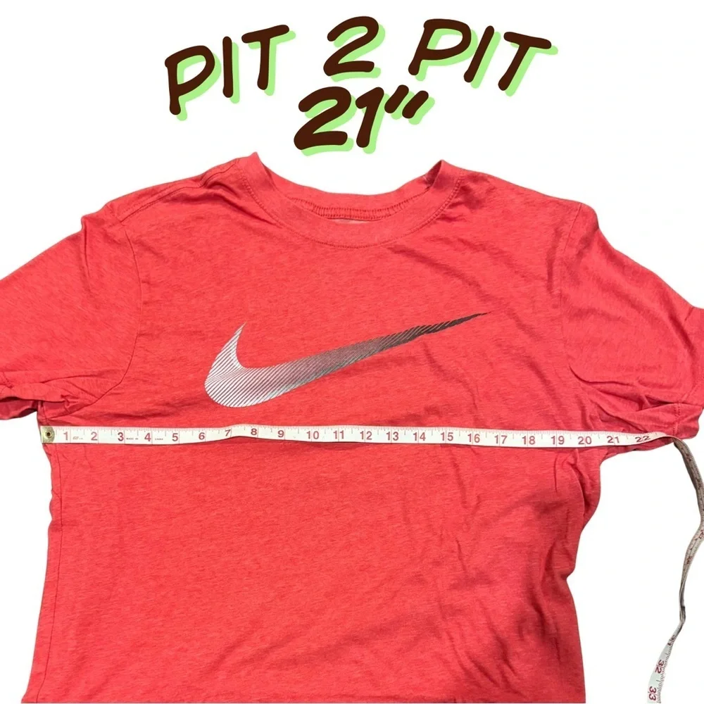 Nike Red Short Sleeve‎ Tee with Silver Swoosh